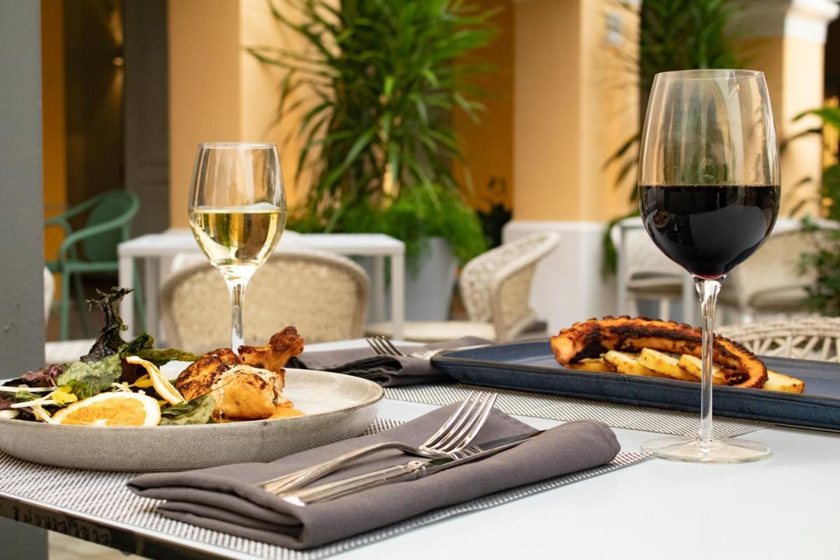 Palacio Provincial San Juan, Adults Only, Curio Collection By Hilton Exterior photo