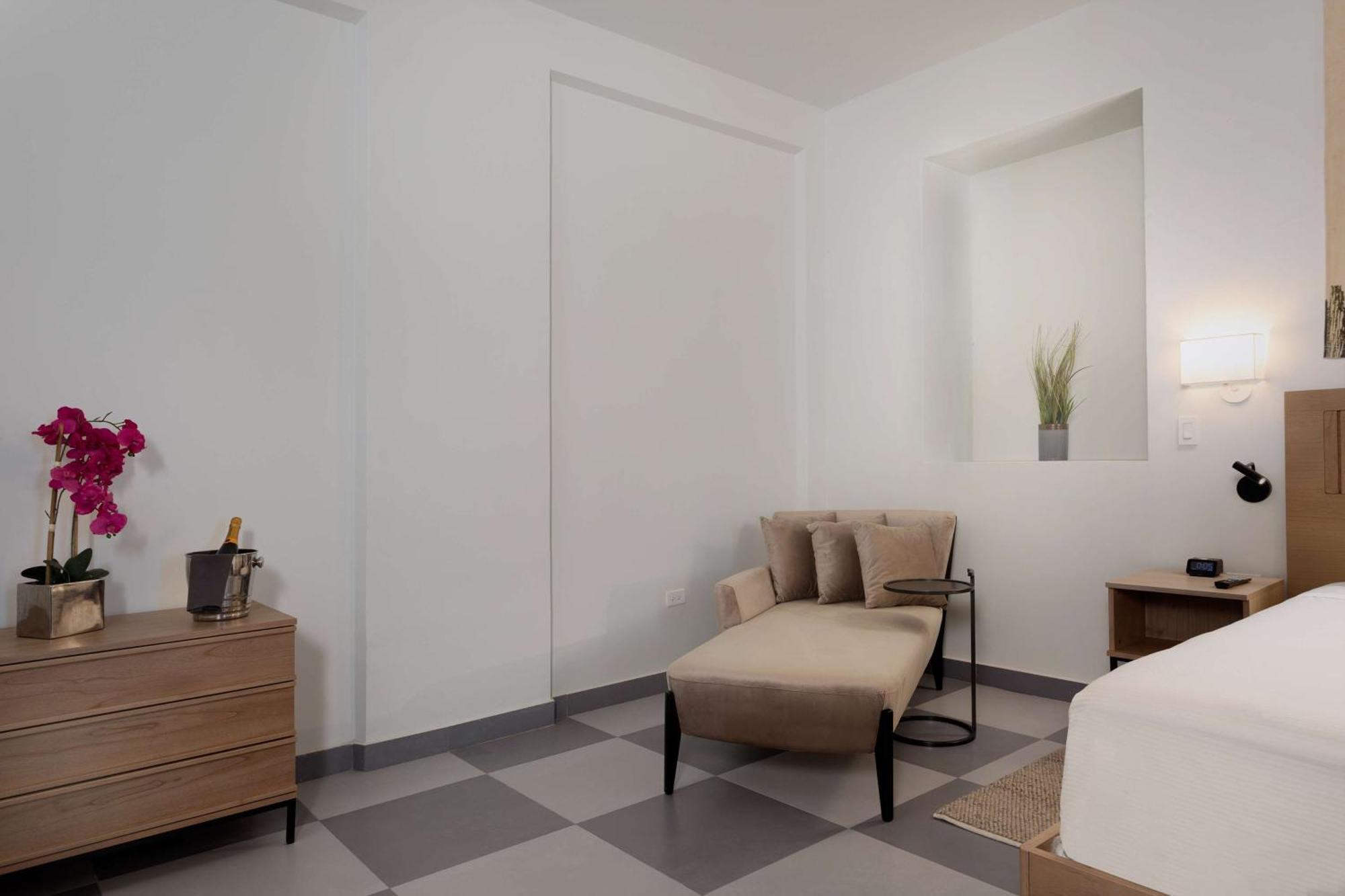 Palacio Provincial San Juan, Adults Only, Curio Collection By Hilton Exterior photo